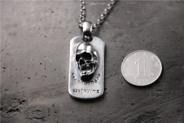 Vintage Domineering Personalized Skull Square Plate Pendant - Image 2