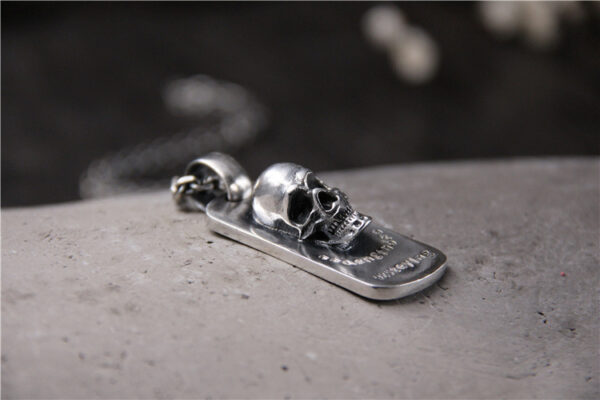 Vintage Domineering Personalized Skull Square Plate Pendant - Image 5